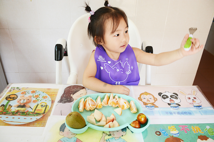 硅胶儿童餐具-食品级硅胶餐盘